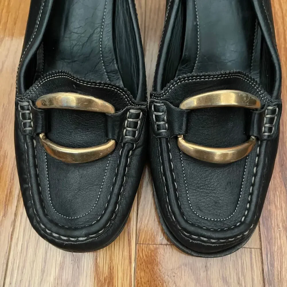 Goffredo Fantini Leather Pumps Black Contrast Stitch Brass Hardware EU 39 US 9